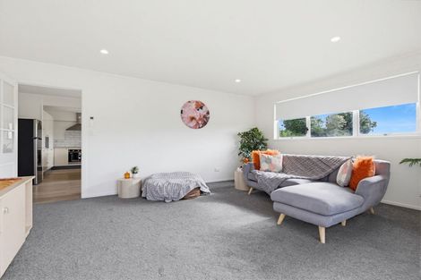 Photo of property in 127b Bruce Mclaren Road, Henderson, Auckland, 0612