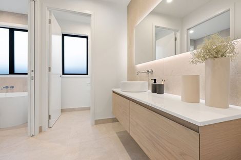 Photo of property in 14 Hugo Shaw Drive, Cambridge, 3434