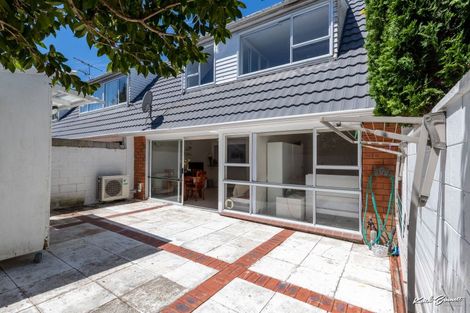 Photo of property in 8b Wai-iti Crescent, Woburn, Lower Hutt, 5010