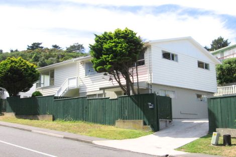 Photo of property in 44 Melrose Road, Island Bay, Wellington, 6023