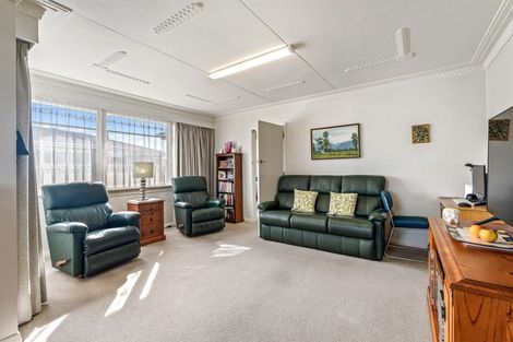 Photo of property in 18 Duff Place, Mosgiel, 9024