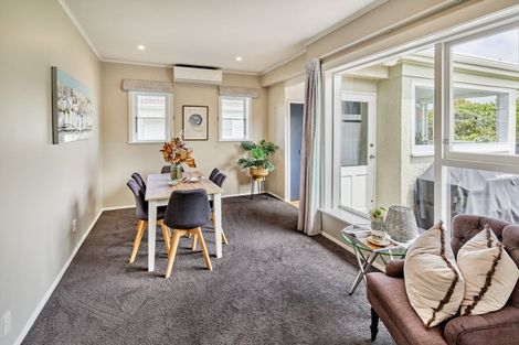 Photo of property in 4 Okura Grove, Boulcott, Lower Hutt, 5010
