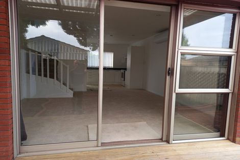Photo of property in 2/151 Astley Avenue, New Lynn, Auckland, 0600