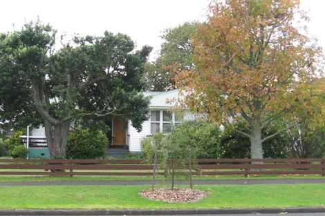 Photo of property in 14 Rogers Road, Manurewa, Auckland, 2102