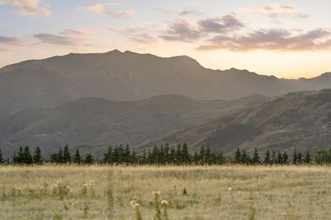 Photo of property in 624 Ballantyne Road, Wanaka, 9382