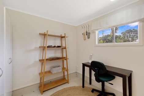 Photo of property in 35 Coleman Avenue, Waverley, 4591