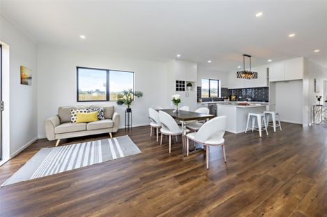 Photo of property in 3 Paripari Street, Flat Bush, Auckland, 2019