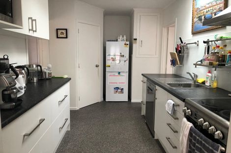 Photo of property in 6 Philip Place, Hillcrest, Auckland, 0627