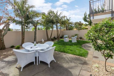 Photo of property in 13 Haven Crest, Somerville, Auckland, 2014