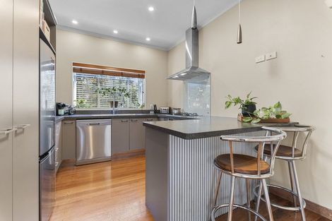 Photo of property in 145 Clawton Street, Westown, New Plymouth, 4310