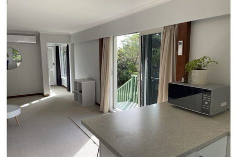 Photo of property in 9 Houston Grove, Miramar, Wellington, 6022