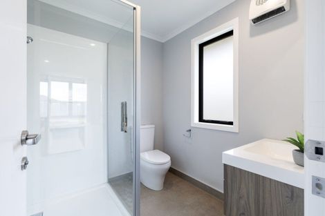 Photo of property in 202 Pacific Drive, Fitzherbert, Palmerston North, 4410