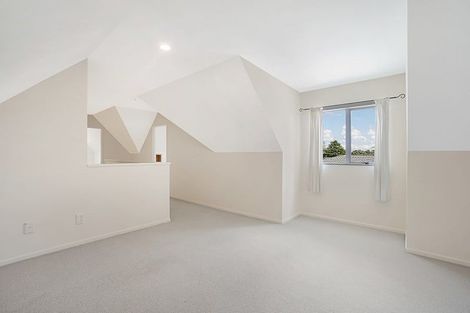 Photo of property in 33a Baird Street, Howick, Auckland, 2014