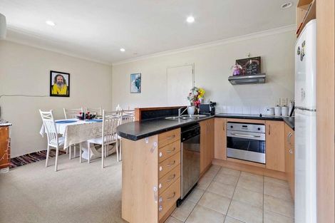 Photo of property in 19 Old Park Place, Takanini, 2112