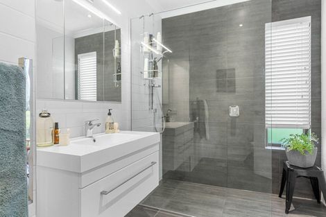 Photo of property in 35 Poplar Glade, Mangawhai, Kaiwaka, 0573