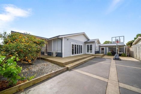 Photo of property in 19 Burns Street, Hawera, 4610