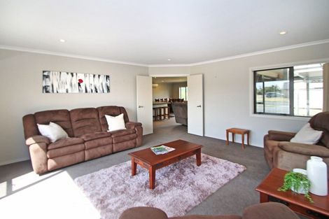 Photo of property in 45 Aquila Crescent, Rototuna North, Hamilton, 3210