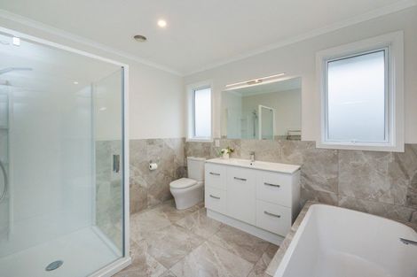 Photo of property in 46 Peppertree Glade, Kelvin Grove, Palmerston North, 4414