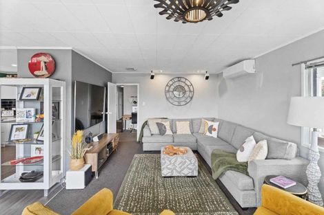 Photo of property in 35 Pegasus Drive, Sunnybrook, Rotorua, 3015