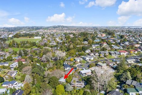 Photo of property in 29 Kayeleen Place, Cockle Bay, Auckland, 2014