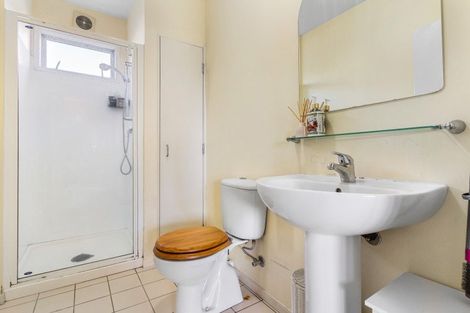 Photo of property in 2/29 Haven Drive, East Tamaki, Auckland, 2013