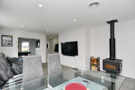 Photo of property in 13 Higgins Street, Woodend, 7610