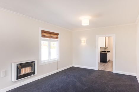 Photo of property in 7 Karaka Street, Hokowhitu, Palmerston North, 4410