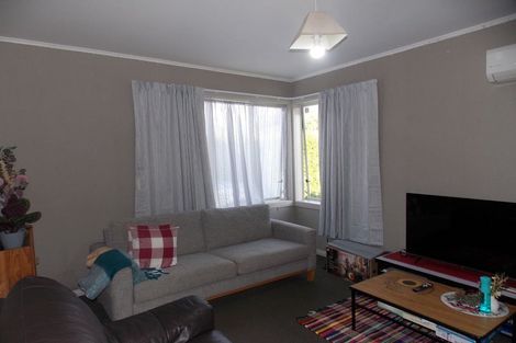 Photo of property in 21 Rewa Street, Takaro, Palmerston North, 4412