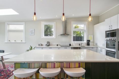 Photo of property in 13 Beach Street, Petone, Lower Hutt, 5012