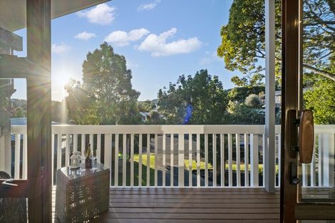 Photo of property in 27 William Hadlow Place, Hatfields Beach, Orewa, 0931