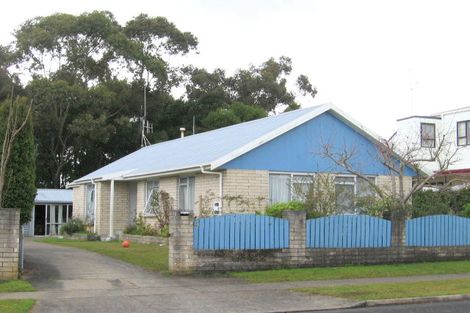 Photo of property in 35 Lansdowne Crescent, Glenview, Hamilton, 3206