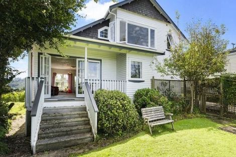 Photo of property in 6 Grendon Road, Titirangi, Auckland, 0604