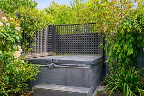 Photo of property in 22 Newnham Terrace, Upper Riccarton, Christchurch, 8041