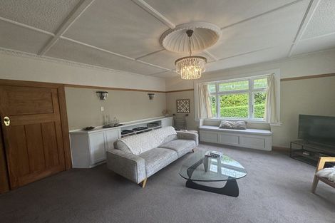 Photo of property in 26 Burma Road, Khandallah, Wellington, 6035