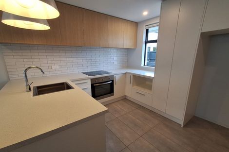 Photo of property in 2/8 New Brighton Road, Shirley, Christchurch, 8061