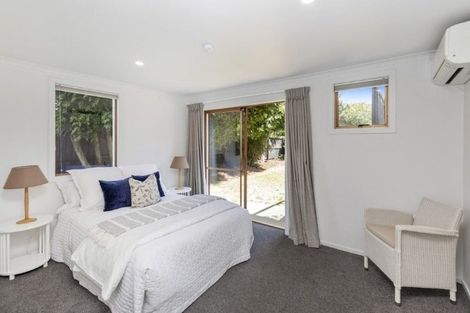 Photo of property in 11a Lombard Place, Avonhead, Christchurch, 8042