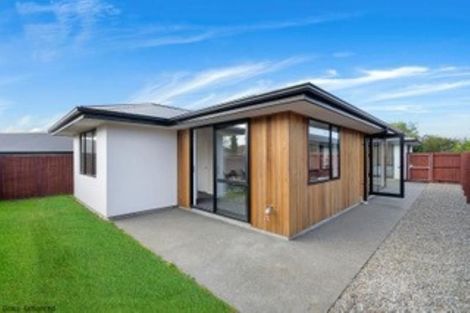 Photo of property in 75c Vivian Street, Burwood, Christchurch, 8083