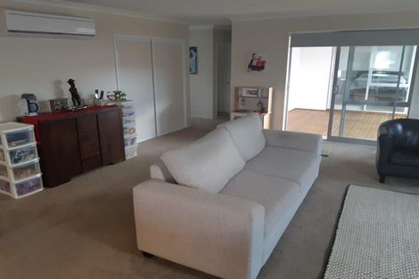 Photo of property in 11 Pakohe Street, Pegasus, 7612