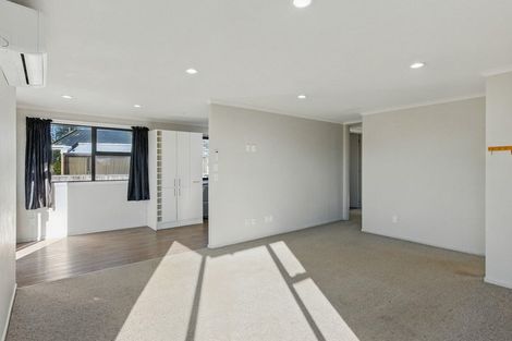 Photo of property in 30 Eruini Street, Waikanae Beach, Waikanae, 5036
