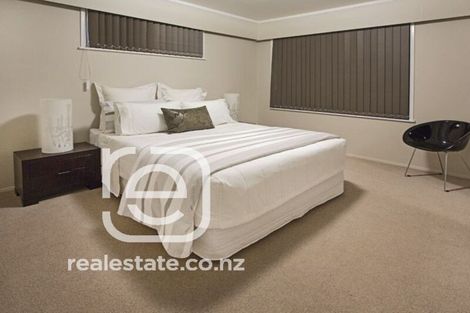 Photo of property in 26 Priestley Drive, Bucklands Beach, Auckland, 2014