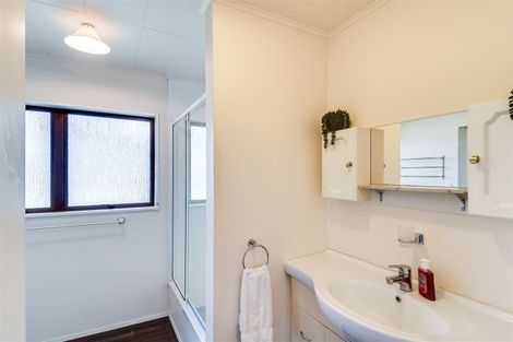 Photo of property in 215 Guppy Road, Taradale, Napier, 4112