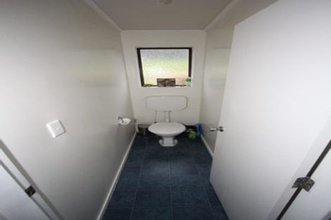 Photo of property in 15 Rice Crescent, Newlands, Wellington, 6037