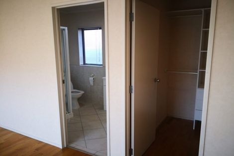 Photo of property in 20 Erne Crescent, East Tamaki, Auckland, 2016