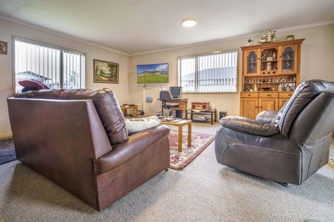 Photo of property in 66 Mcquarrie Street, Kingswell, Invercargill, 9812
