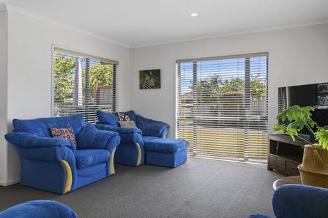 Photo of property in 19 Brompton Close, Richmond Heights, Taupo, 3330