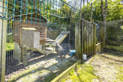 Photo of property in 38 Jocelyn Crescent, Pinehaven, Upper Hutt, 5019