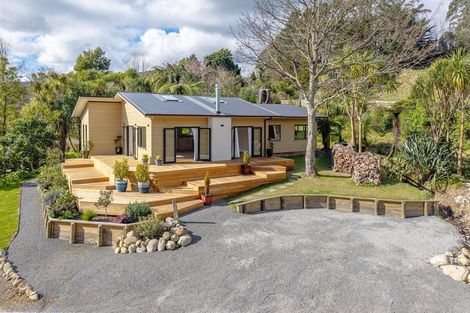 Photo of property in 76 Parenga Road, Hautere, Otaki, 5582
