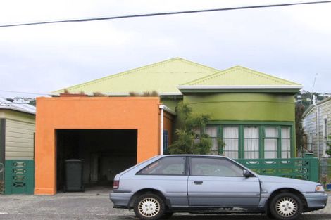 Photo of property in 250 Rintoul Street, Berhampore, Wellington, 6023