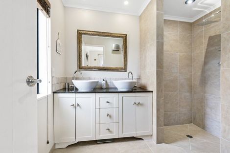 Photo of property in 31 Oreti Crescent, Papamoa Beach, Papamoa, 3118