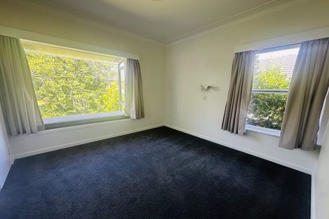 Photo of property in 314 East Coast Road, Forrest Hill, Auckland, 0620